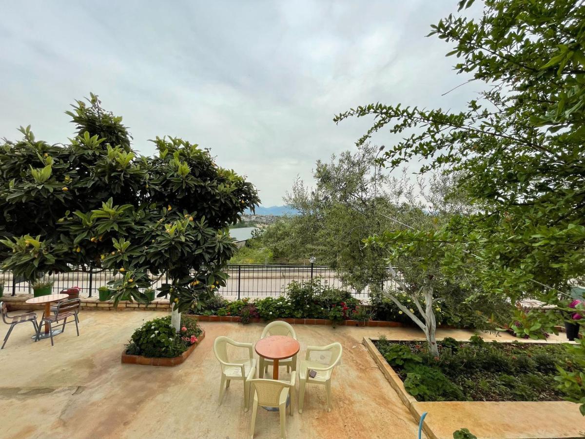 Sky Apartments Sarande Luaran gambar
