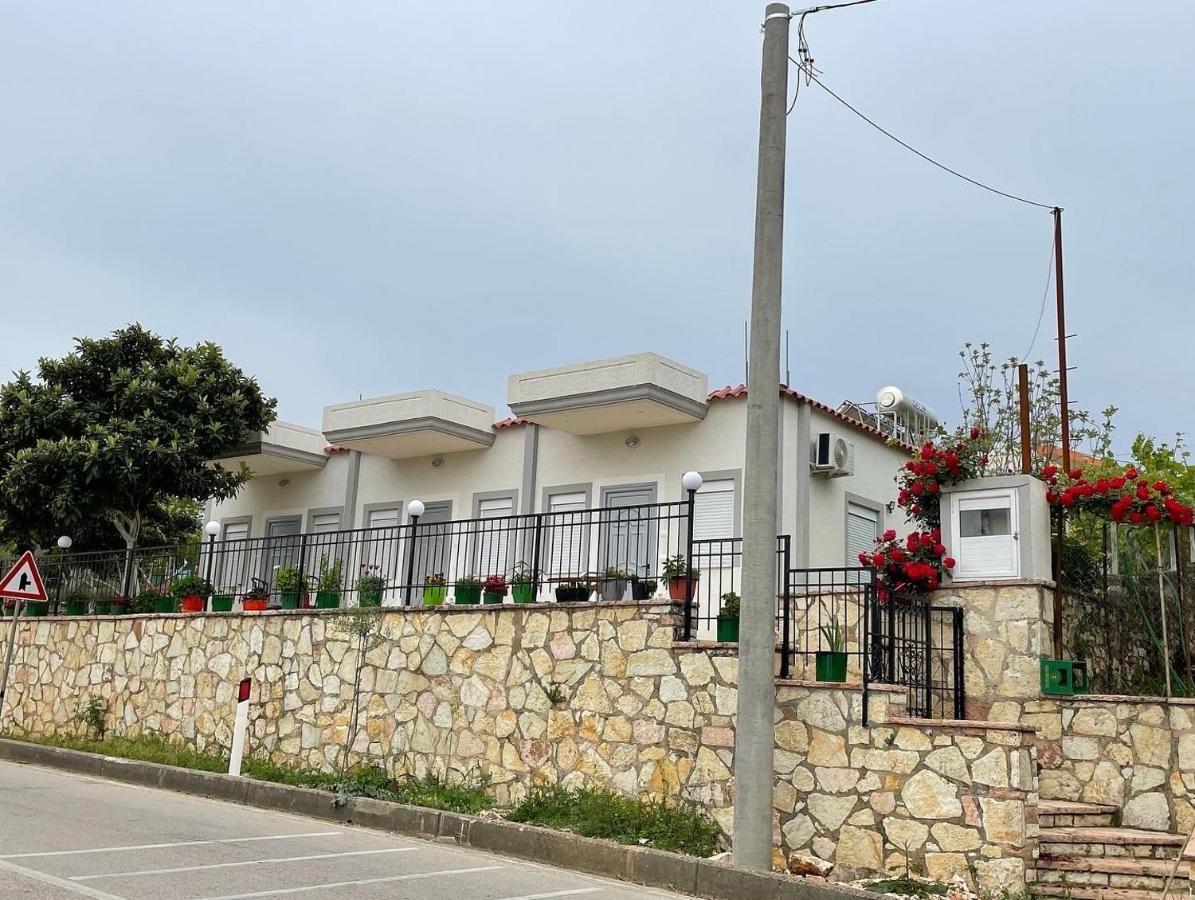 Sky Apartments Sarande Luaran gambar