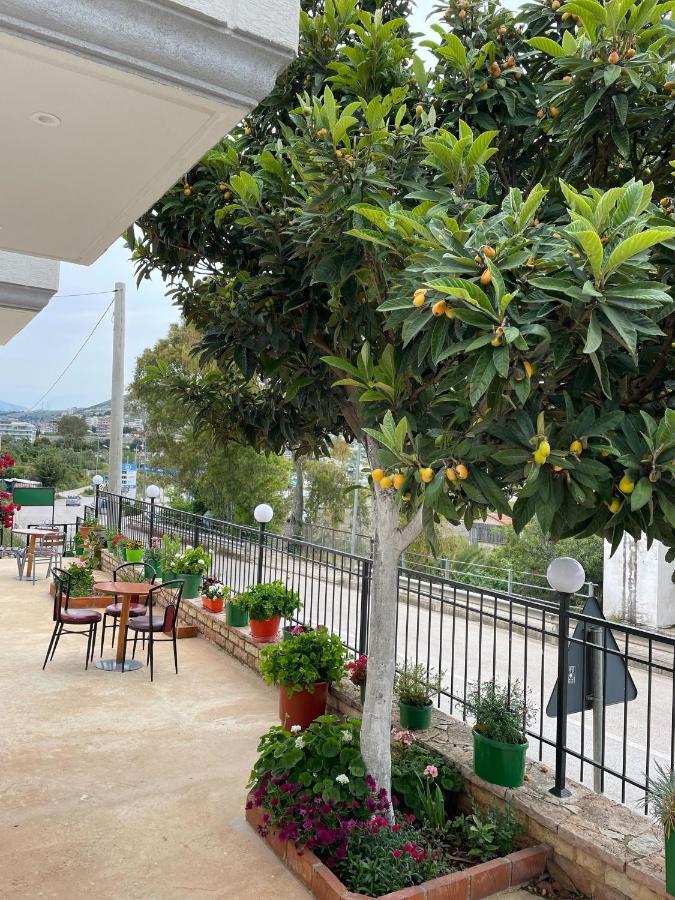 Sky Apartments Sarande Luaran gambar